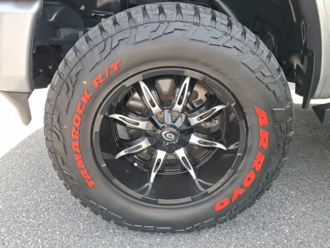 More photos of 2020 Ram 1500 Big Horn Crew Cab 4x4 5'7" Box at Outten Chevrolet Allentown, PA