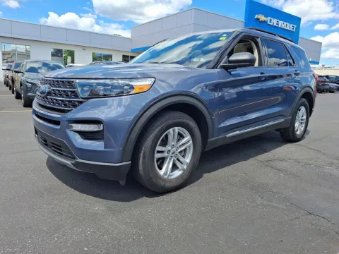 Blue 2021 Ford Explorer XLT for sale in Allentown, PA