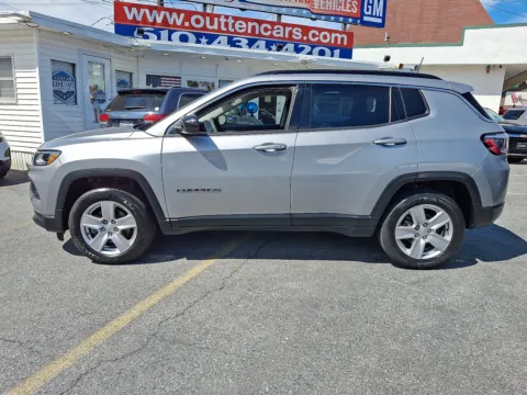 Photos of 2022 Jeep Compass Latitude 4x4 for sale in Allentown, PA at Outten Chevrolet Allentown