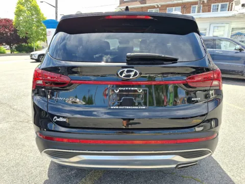 More photos of 2023 Hyundai Santa Fe SEL at Outten Chevrolet Allentown, PA