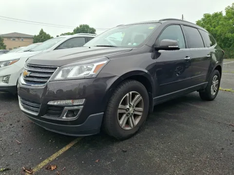 Gray 2015 Chevrolet Traverse LT for sale in Allentown, PA