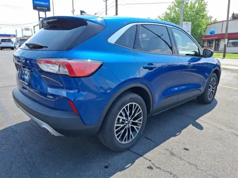 More photos of 2022 Ford Escape SE Plug-In Hybrid at Outten Chevrolet Allentown, PA