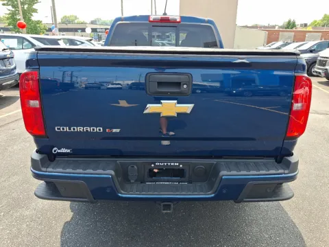 More photos of 2019 Chevrolet Colorado Z71 at Outten Chevrolet Allentown, PA
