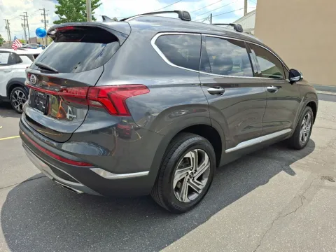 More photos of 2023 Hyundai Santa Fe SEL at Outten Chevrolet Allentown, PA