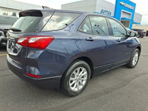 More photos of 2019 Chevrolet Equinox LS at Outten Chevrolet Allentown, PA