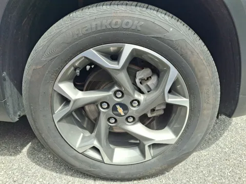 More photos of 2024 Chevrolet Trax FWD LT at Outten Chevrolet Allentown, PA