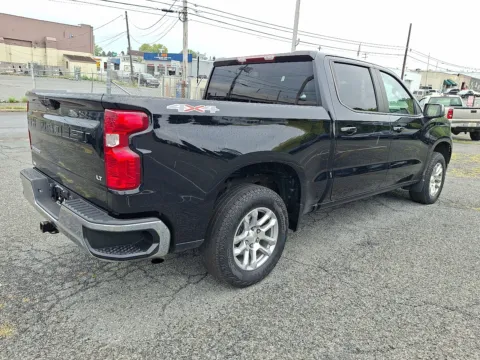 More photos of 2024 Chevrolet Silverado 1500 4WD Crew Cab Short Bed LT with 2FL at Outten Chevrolet Allentown, PA