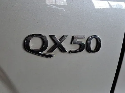 More photos of 2020 INFINITI QX50 LUXE AWD at Outten Chevrolet Allentown, PA