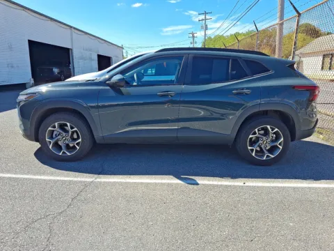 More photos of 2025 Chevrolet Trax FWD LT at Outten Chevrolet Allentown, PA