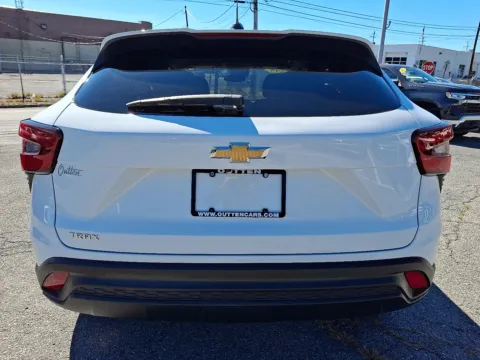 More photos of 2025 Chevrolet Trax FWD LS at Outten Chevrolet Allentown, PA