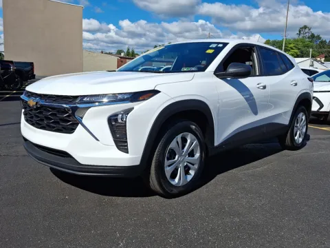 White 2025 Chevrolet Trax FWD LS for sale in Allentown, PA