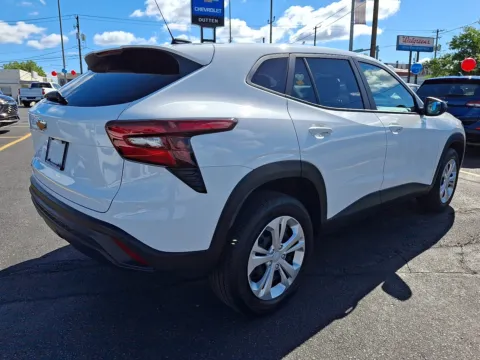 More photos of 2025 Chevrolet Trax FWD LS at Outten Chevrolet Allentown, PA