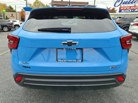 More photos of 2024 Chevrolet Trax FWD 1RS at Outten Chevrolet Allentown, PA