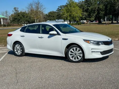 White 2018 Kia Optima LX for sale in Foley, AL