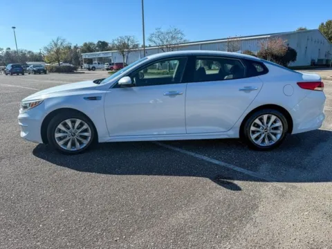 More photos of 2018 Kia Optima LX at Coastal Auto Group, AL