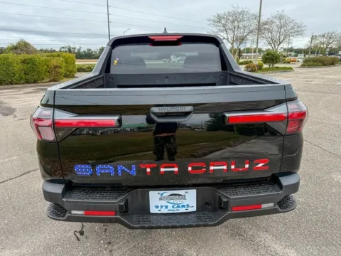 More photos of 2023 Hyundai Santa Cruz SE at Coastal Auto Group, AL