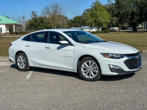 White 2020 Chevrolet Malibu LT for sale in Foley, AL