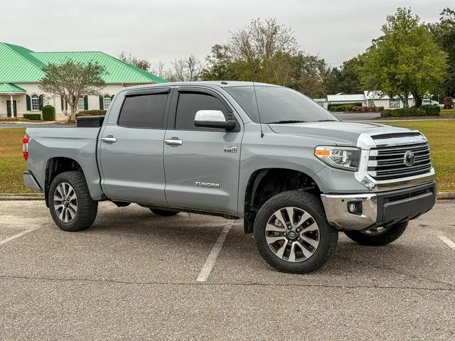 2019 Toyota Tundra Limited's photo