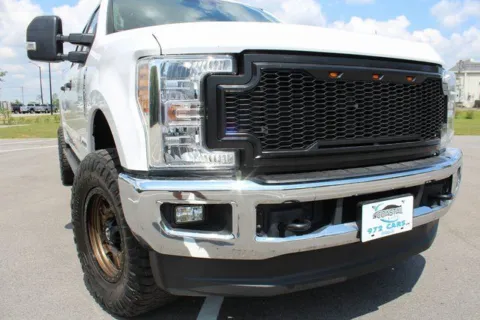 More photos of 2019 Ford F-250SD XLT at Coastal Auto Group, AL