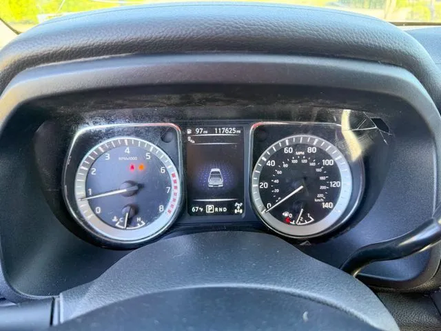 2018 Nissan Titan SV - Photo 14