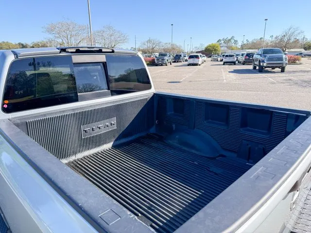 2018 Nissan Titan SV - Photo 7