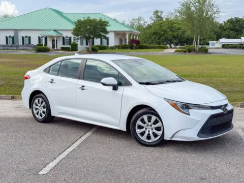 White 2021 Toyota Corolla LE for sale in Foley, AL