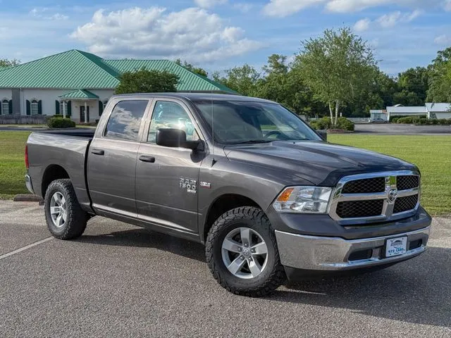 2019 RAM 1500 Classic Tradesman 4x4 Crew Cab 5'7's photo