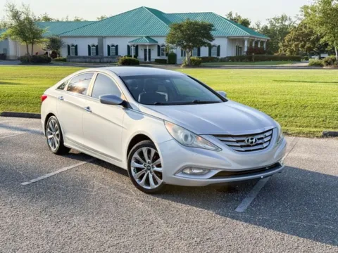 Silver 2013 Hyundai Sonata SE for sale in Foley, AL