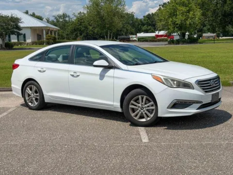 White 2015 Hyundai Sonata SE for sale in Foley, AL