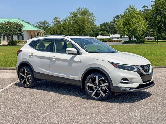 White 2021 Nissan Rogue Sport SL for sale in Foley, AL