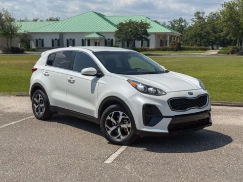 White 2022 Kia Sportage LX for sale in Foley, AL