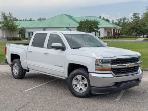 White 2018 Chevrolet Silverado 1500 LT for sale in Foley, AL