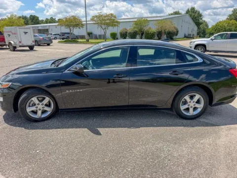 More photos of 2024 Chevrolet Malibu LT at Coastal Auto Group, AL