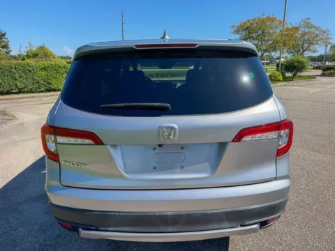 More photos of 2022 Honda Pilot EX-L at Coastal Auto Group, AL