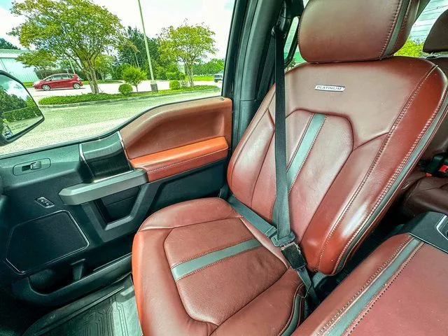 2019 Ford F-150 Platinum - Photo 21