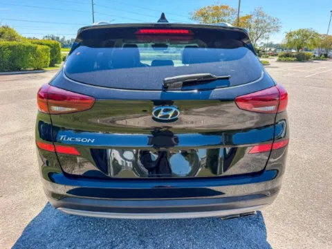 More photos of 2021 Hyundai Tucson Limited at Coastal Auto Group, AL