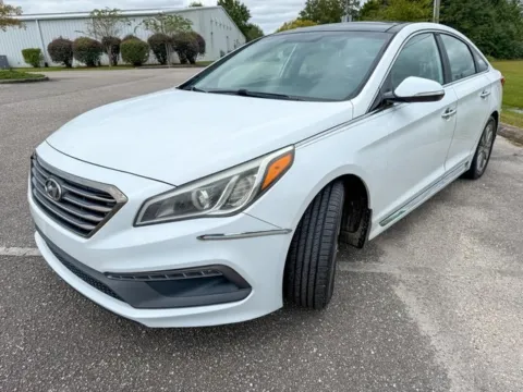 More photos of 2016 Hyundai Sonata Limited at Coastal Auto Group, AL