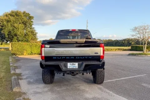 More photos of 2017 Ford F-250SD Platinum at Coastal Auto Group, AL