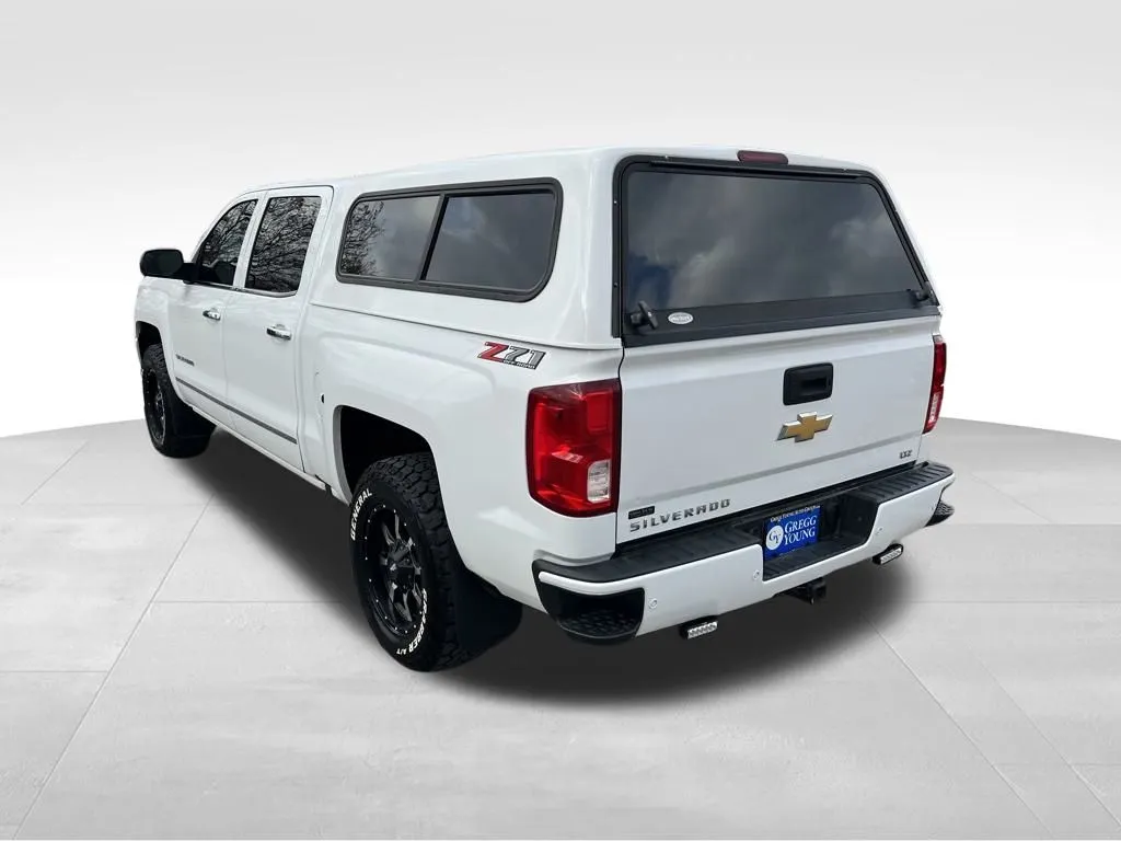 2018 Chevrolet Silverado 1500 LTZ photo 2