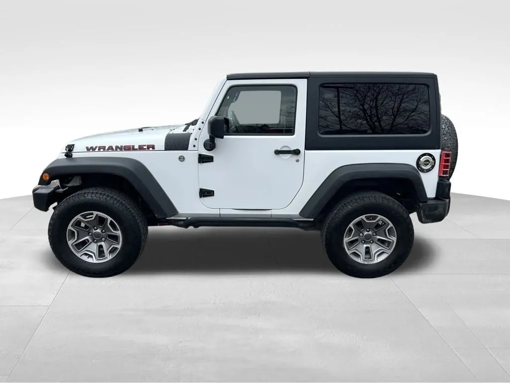 2015 Jeep Wrangler Sport photo 2