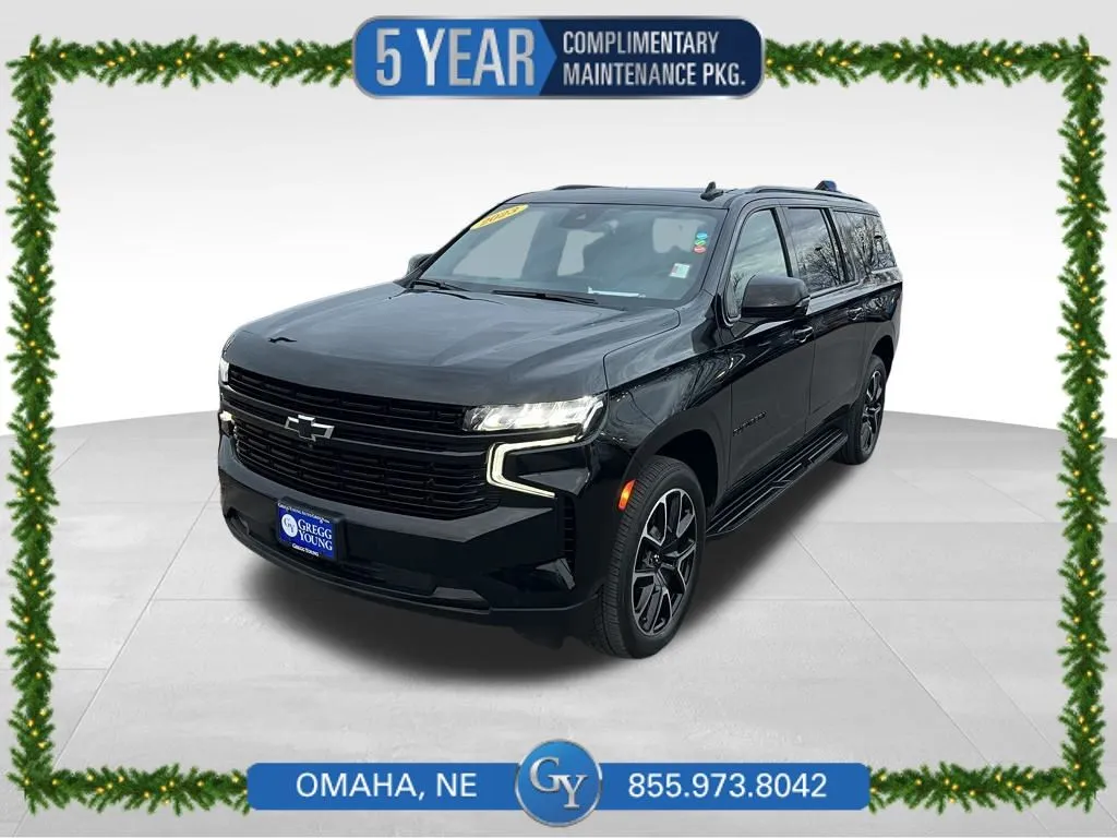 2023 Chevrolet Suburban RST's photo