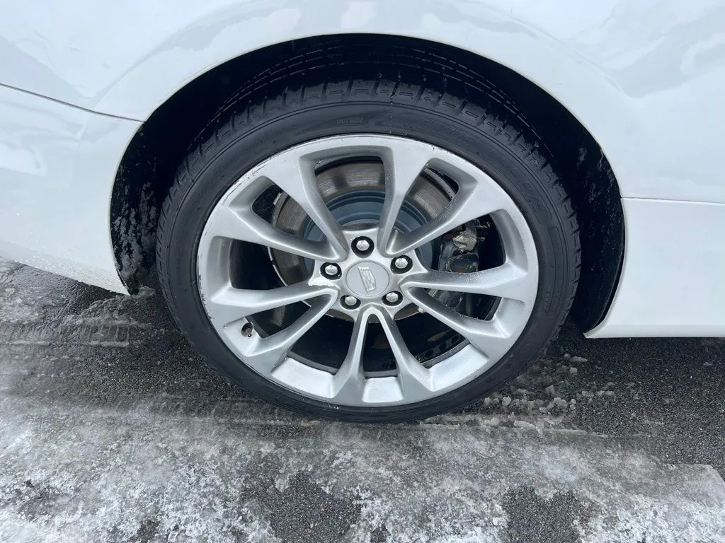 2017 Cadillac ATS Luxury photo 3