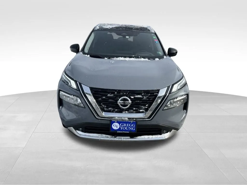 2021 Nissan Rogue Platinum photo 4