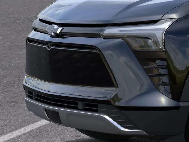 2026 Chevrolet Blazer EV photo 2