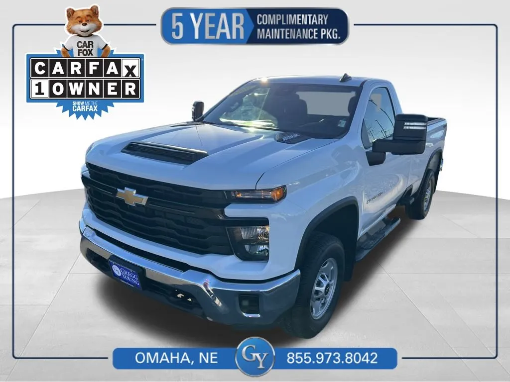 2025 Chevrolet Silverado HD WT's photo