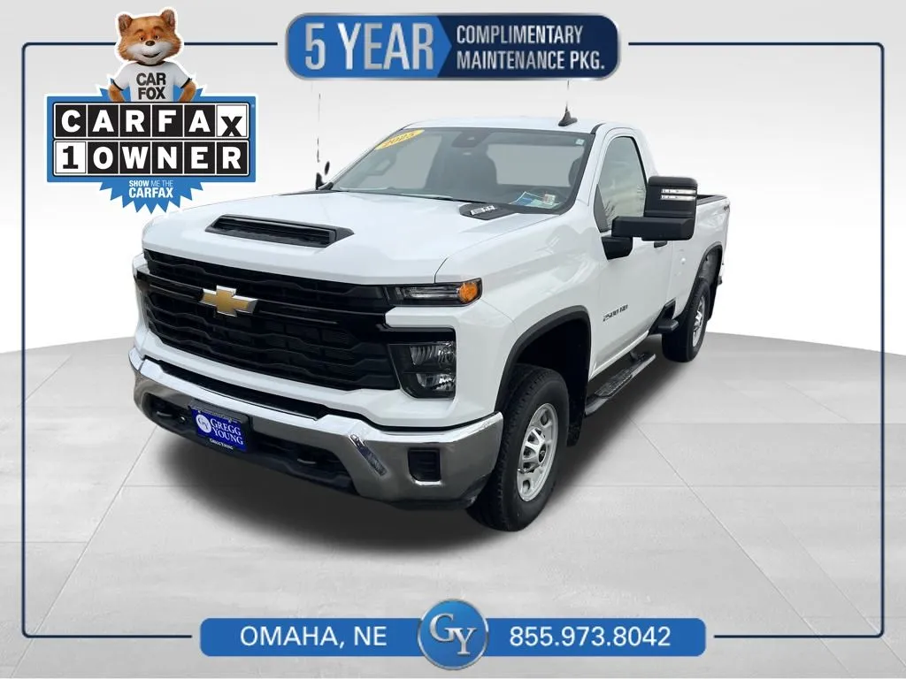 2025 Chevrolet Silverado HD WT's photo
