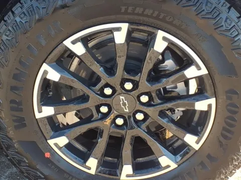 More photos of 2026 Chevrolet Traverse Z71 at Gregg Young Chevrolet - Omaha, NE