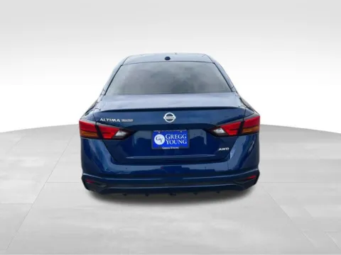 More photos of 2019 Nissan Altima 2.5 S at Gregg Young Chevrolet - Omaha, NE