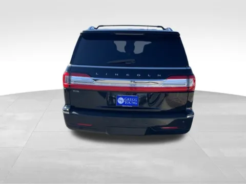 More photos of 2021 Lincoln Navigator L L Reserve at Gregg Young Chevrolet - Omaha, NE