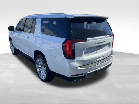 More photos of 2025 GMC Yukon XL Denali at Gregg Young Chevrolet - Omaha, NE